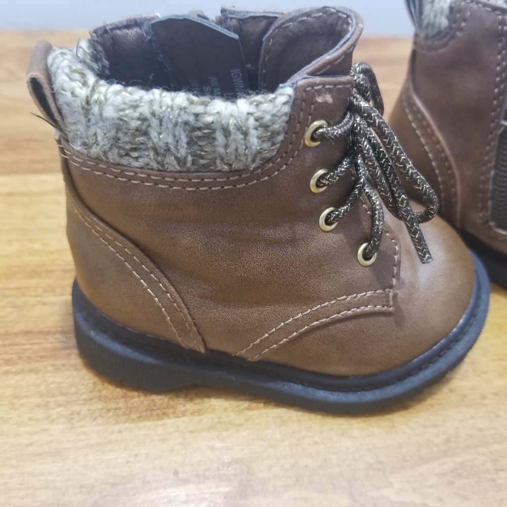 Wonder Nation Boots Zip up sides size 2 Baby - Picture 3 of 6